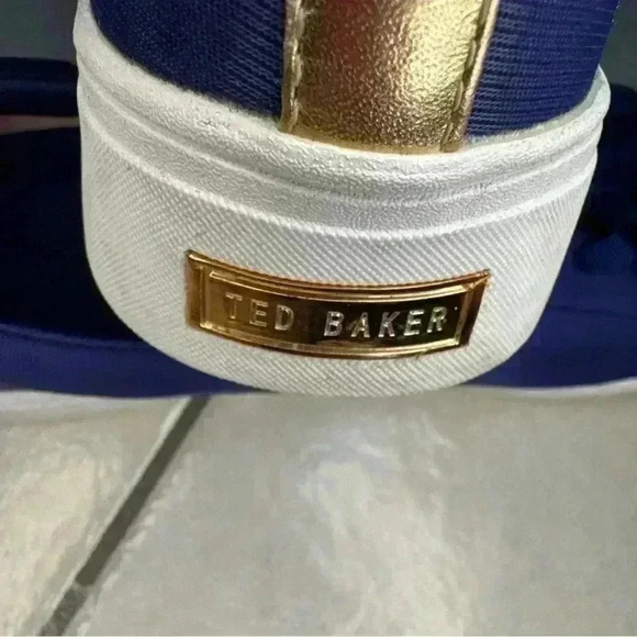 Ted Baker Giellie women’s casual embroidered shoes 8.5 - Picture 8 of 15